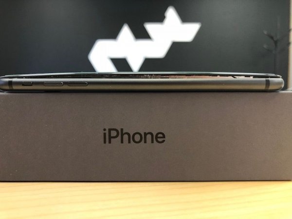 Новые iPhone 8 Plus продолжают вздуваться по всему миру | - «Интернет и связь» Новые iPhone 8 Plus продолжают вздуваться по всему миру | - «Интернет и связь»
