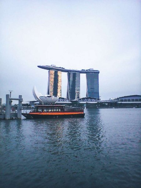 Профессионал показал, на что способна камера Nokia 3310 | - «Интернет и связь»