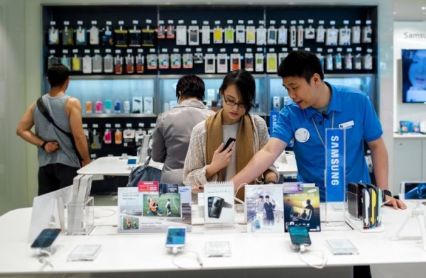 Samsung обновила рекорд по прибыли - «Новости сети» Samsung обновила рекорд по прибыли - «Новости сети»