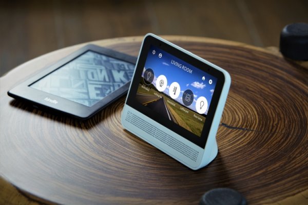 Смарт-хаб Lynky стал первой «умной» колонкой с сенсорным дисплеем и поддержкой Google Assistant - «Новости сети»