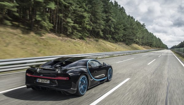 Видео дня: 0–400–0 км/ч в исполнении Bugatti Chiron и Koenigsegg Agera RS - «Новости сети»