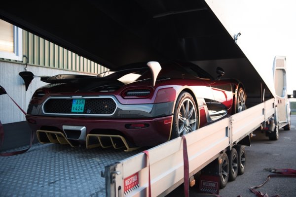 Видео дня: 0–400–0 км/ч в исполнении Bugatti Chiron и Koenigsegg Agera RS - «Новости сети»