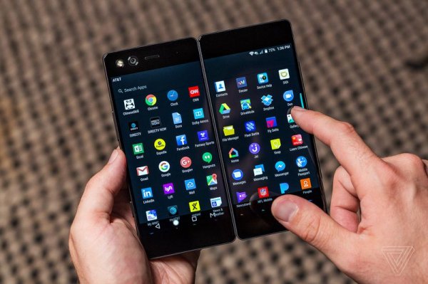 ZTE представила очень странный двухэкранный смартфон - «Интернет и связь»