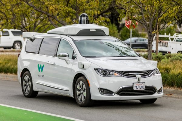 Автономные автомобили Waymo преодолели в ходе тестирования 4 млн миль - «Новости сети»