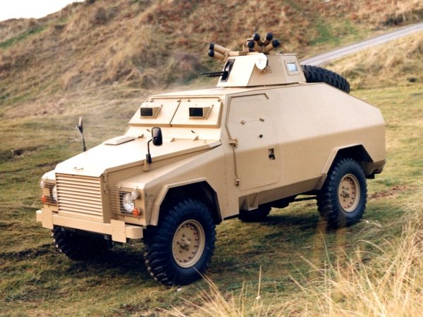 Были машинами, стали броневиками: как военные используют "гелик", Land Rover и Land Cruiser | - «Интернет и связь» Были машинами, стали броневиками: как военные используют "гелик", Land Rover и Land Cruiser | - «Интернет и связь»