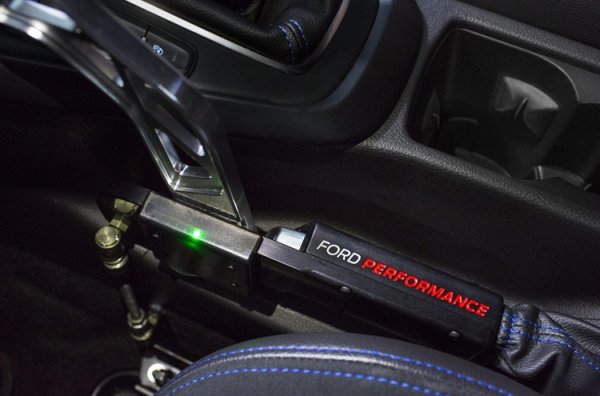 Ford Performance Drift Stick: первый в мире электронный ручной тормоз для дрифта - «Новости сети»