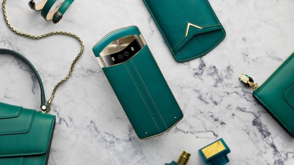 Meitu V6: роскошный китайский смартфон с четырьмя камерами - «Новости сети»