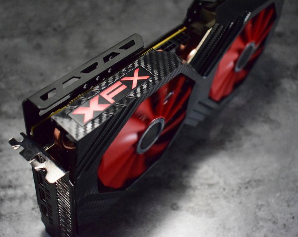 Новая версия XFX Radeon RX Vega 56: пока в виде фото - «Новости сети» Новая версия XFX Radeon RX Vega 56: пока в виде фото - «Новости сети»