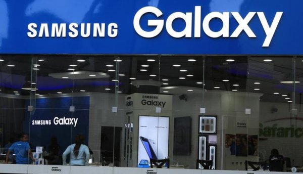 «Гибкий смартфон» Samsung SM-G888N0 оказался аппаратом повышенной прочности - «Новости сети»