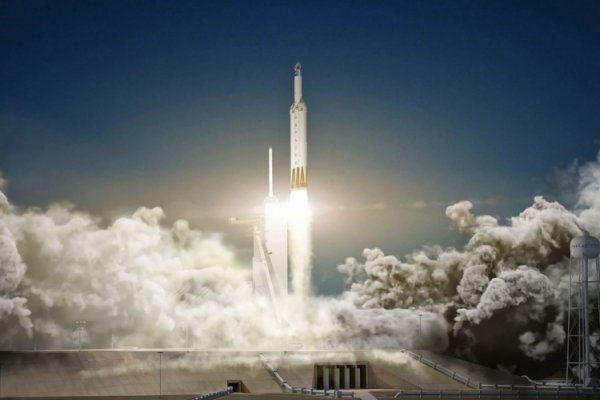 Первый запуск сверхтяжёлой ракеты SpaceX Falcon Heavy перенесли на следующий год - «Новости сети»