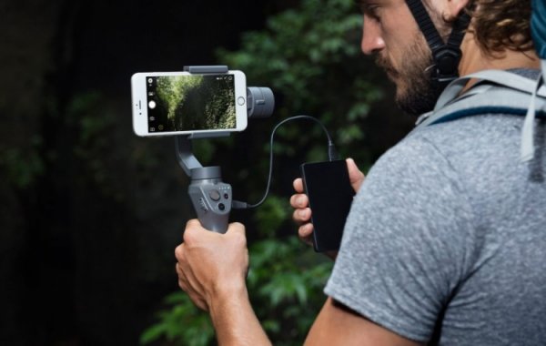 CES 2018: продвинутый трёхосевой ручной стабилизатор DJI Osmo Mobile 2 с заманчивым ценником - «Новости сети»