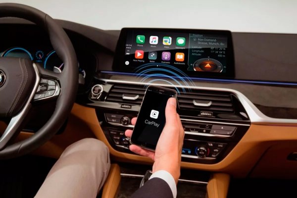 Владельцы машин BMW будут платить $80 в год за Apple CarPlay - «Новости сети»