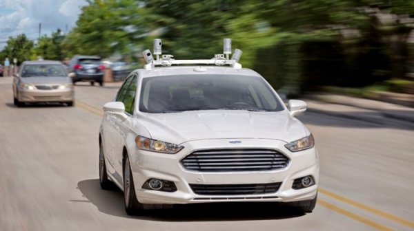 Ford: люди позитивно оценивают будущее беспилотных автомобилей - «Новости сети»