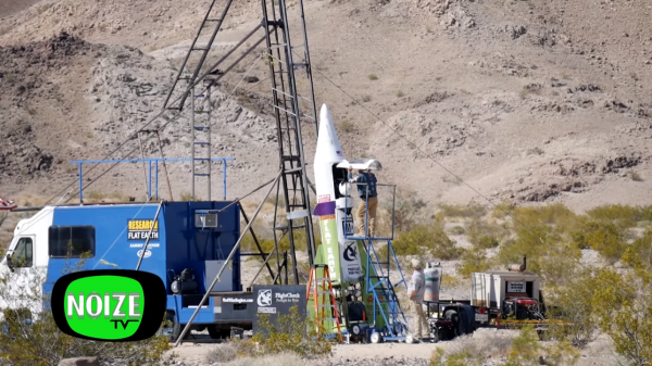 Американец взлетел на самодельной ракете, чтобы проверить, плоская ли Земля - «Интернет и связь»