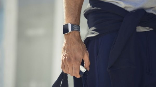 Fitbit представила смарт-часы Ionic: Adidas - «Новости сети»