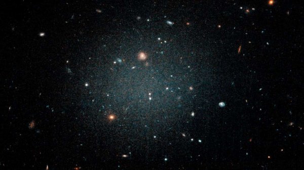 Найдена галактика без темной материи - «Интернет и связь»