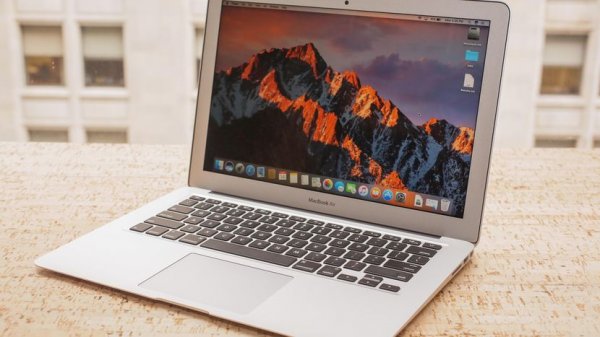СМИ: Apple оснастит новый бюджетный MacBook Retina-экраном - «Интернет и связь»