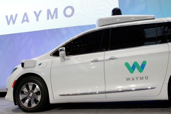 Waymo показала в 360-градусном видео, что «видит» робомобиль - «Новости сети»