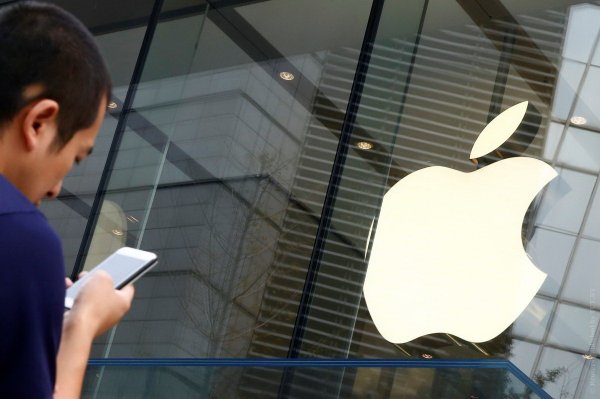 Apple бесплатно заменит вздувающиеся батареи MacBook Pro - «Интернет и связь»