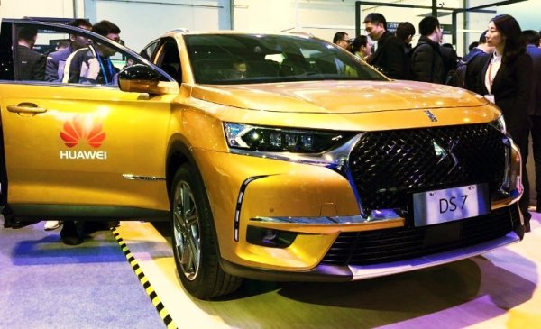 Кроссовер DS 7 Crossback получил решения Huawei Connected Car - «Новости сети»