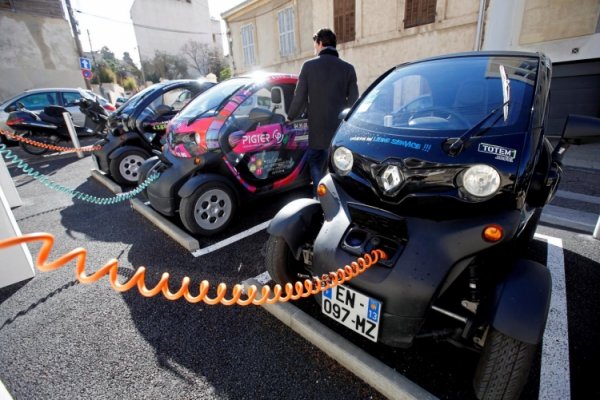 Число электромобилей на дорогах превысило 3 млн - «Новости сети»