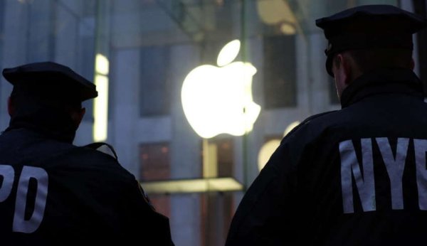 Просто бизнес. Как Apple защищает данные своих пользователей, препятствуя работе правоохранительных органов - «Новости»