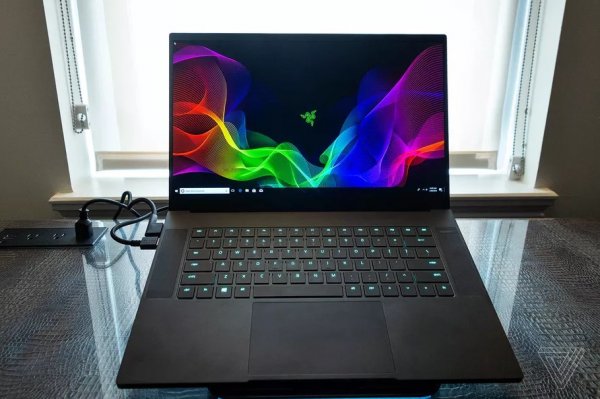 Razer выпустила тонкий и мощный игровой ноутбук. Цена — от 1900 долларов - «Интернет и связь»