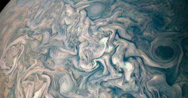 Фото дня: хаос в атмосфере Юпитера - «Новости сети»
