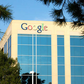 Роскомнадзор заявил о начале диалога с Google - «Интернет»