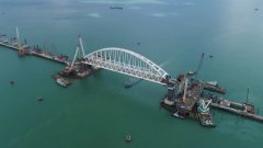 В России активисты установили "могилу" Путина с фото и текущим годом смерти - «Сеть»