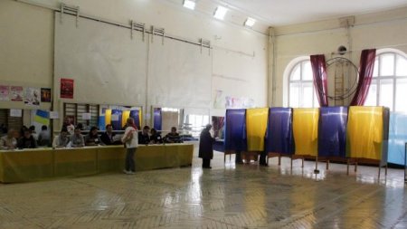 Сайт Государственного реестра избирателей "упал": украинцы не могут найти себя в списках - «Сеть»