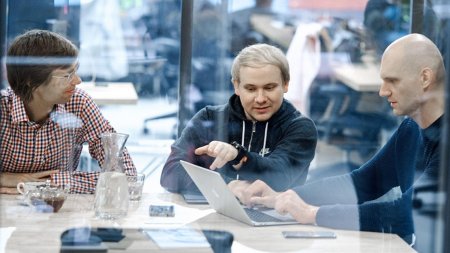 Белорусская IT-компания Synesis обвинила стартап в мошенничестве. Рассказываем почему - «Интернет и связь»