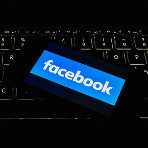 В Facebook пообещали удалять фейковую информацию о коронавирусе - «Интернет»