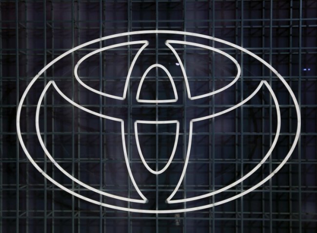 Toyota использует большие данные для защиты от путаницы с педалями акселератора и тормоза - «Новости сети»