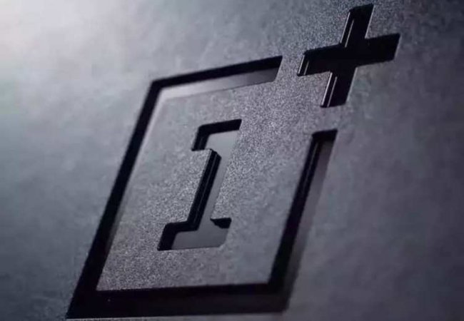 Ключевые характеристики OnePlus 8 Pro и реальное изображение OnePlus 8 «утекли» в Сеть - «Новости сети»