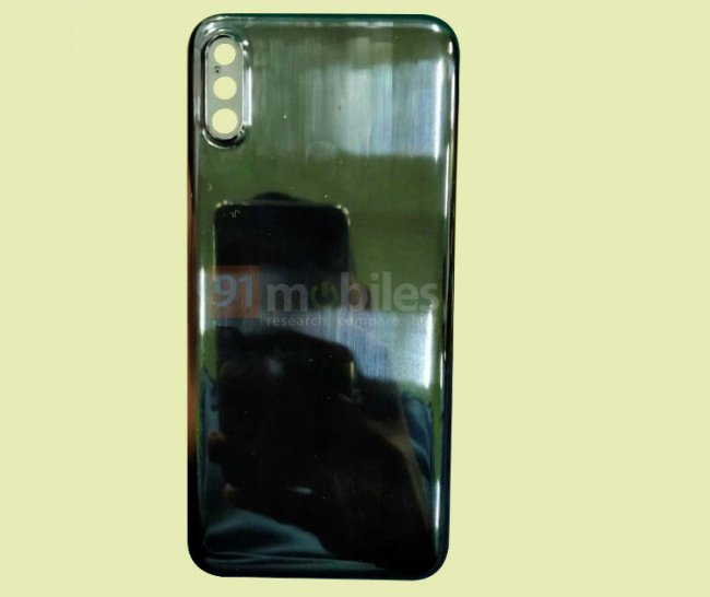 «Живые» снимки подтверждают наличие тройной камеры у смартфона Samsung Galaxy A11 - «Новости сети»