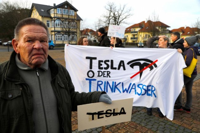 Немецкий суд запретил Tesla вырубку леса под строительство Гигафабрики - «Новости сети»