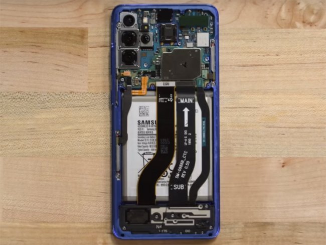 Видео дня: специалисты iFixit препарировали смартфон Samsung Galaxy S20+ - «Новости сети»