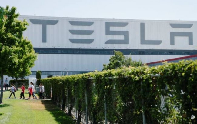 На этой неделе может возобновиться работа на заводе Tesla во Фримонте - «Новости сети»