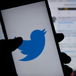 Twitter отметил сообщение Трампа как нарушающее правила соцсети - «Интернет»