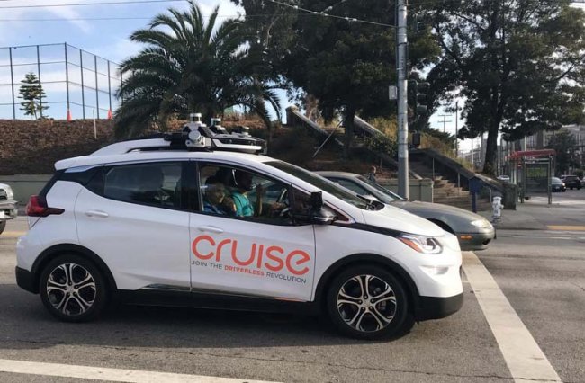 Разработчик самоуправляемых автомобилей Cruise уволит 8 % штата - «Новости сети»