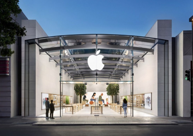 Apple восстановила работу некоторых магазинов, но готова к повторному закрытию - «Новости сети»