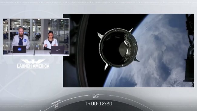 Видео: космонавты NASA впервые управляют кораблём Crew Dragon с помощью сенсорных экранов - «Новости сети»