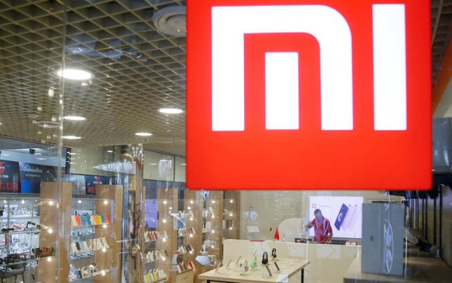 Необычный смартфон-книжка Xiaomi делит одну камеру между двумя половинками - «Новости сети»