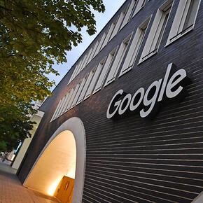 В России потребовали возбудить дело в отношении Google - «Интернет»