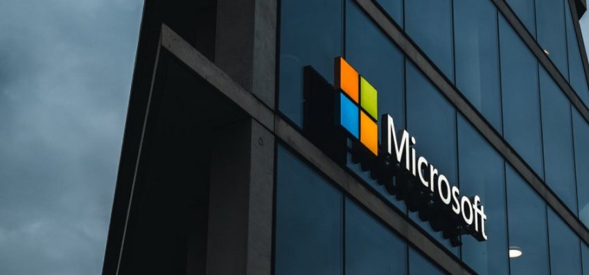 Reuters: Microsoft продолжит работу с некоторыми российскими клиентами - «Новости мира Интернет»