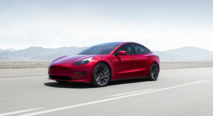 Акции Tesla упали на 50 % по сравнению с ноябрьским рекордным уровнем из-за накопившихся проблем - «Новости сети»