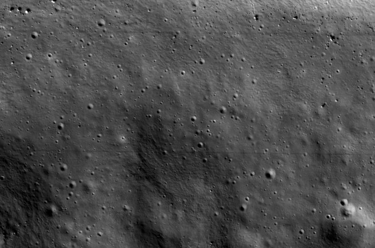 Первая лунная миссия Южной Кореи прислала фото области Луны, где никогда не светит Солнце - «Новости сети»