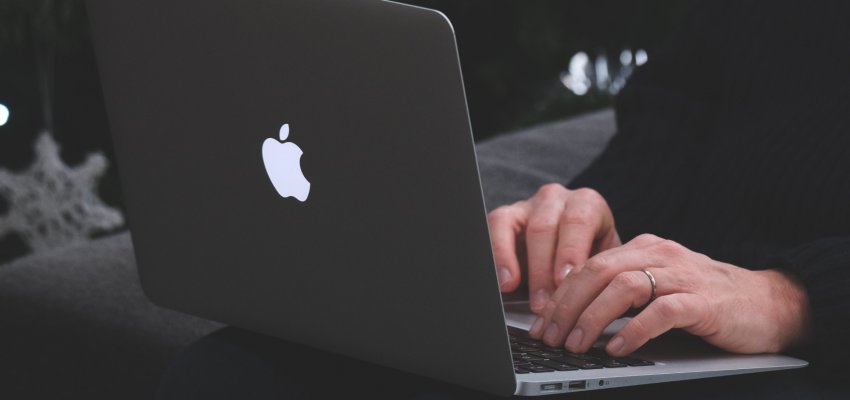 Компьютеры и ноутбуки Mac научились отслеживать попадание жидкости в USB-C - «Новости мира Интернет»