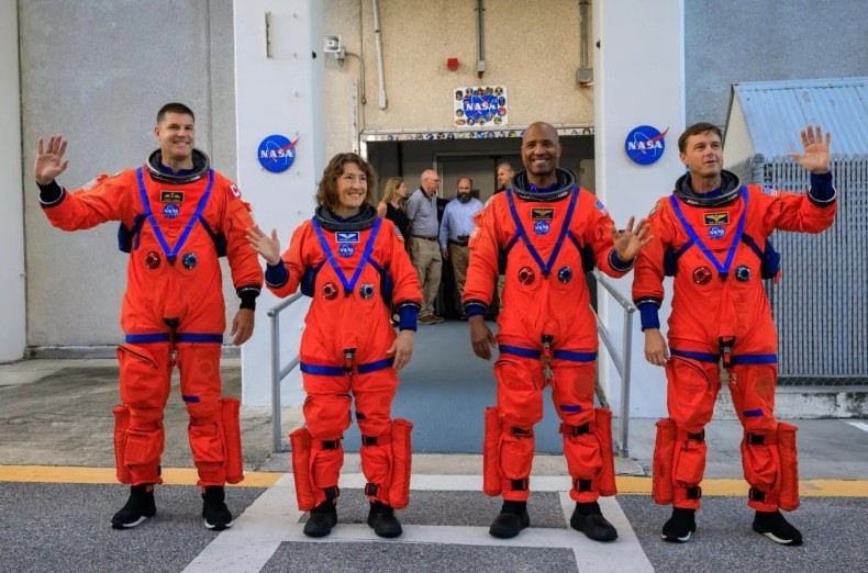 NASA отложило на год возвращение астронавтов на Луну - «Новости сети»